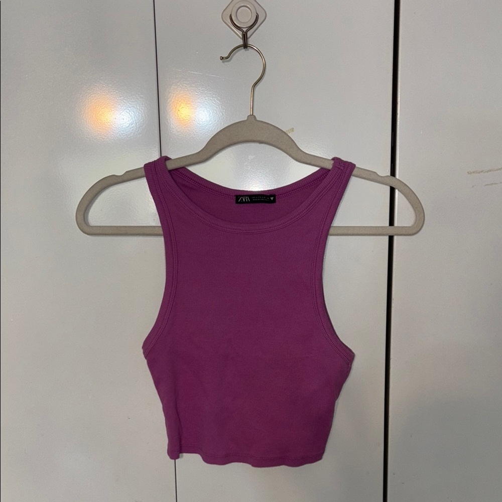 Pink Stretchy Crop Tank Top